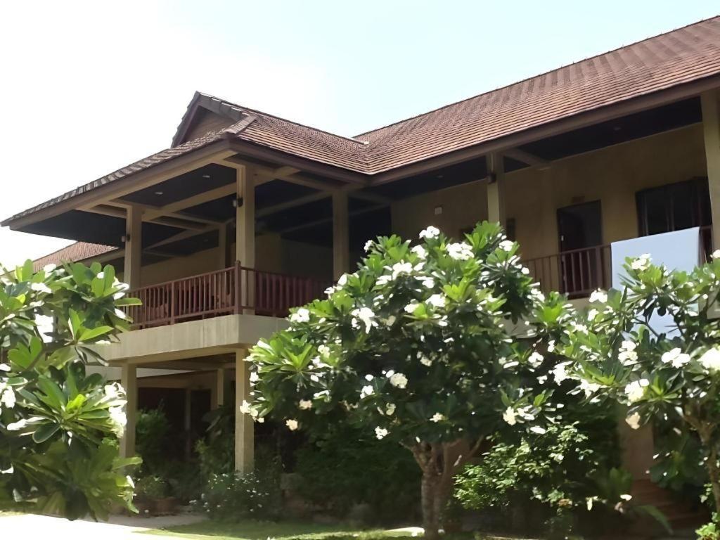 Phutawanchomdow Tha Li Exterior foto