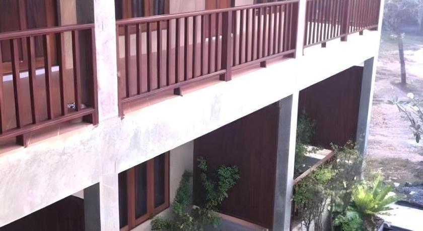 Phutawanchomdow Tha Li Exterior foto
