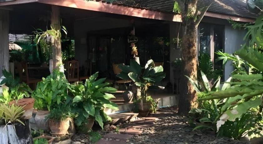 Phutawanchomdow Tha Li Exterior foto