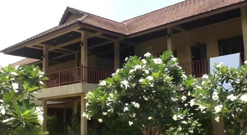 Phutawanchomdow Tha Li Exterior foto